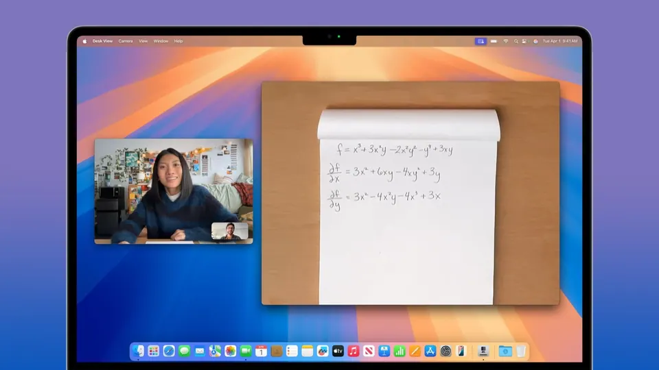Desk View hiển thị mặt bàn cạnh khung hình người dùng trên MacBook Air