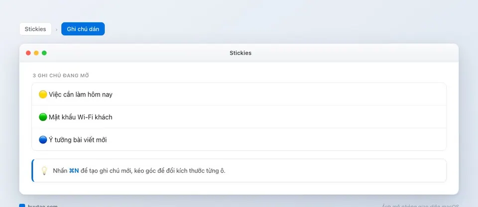 Nhiều ghi chú dán Stickies mở cùng lúc trên desktop macOS