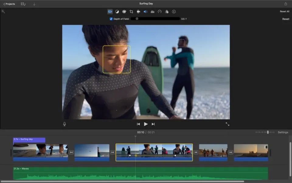 Timeline và thư viện clip trong iMovie. (Ảnh: Mac App Store)
